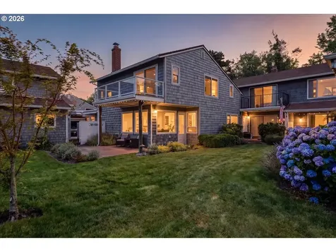 520 N Hayden Bay Drive Portland OR 97217