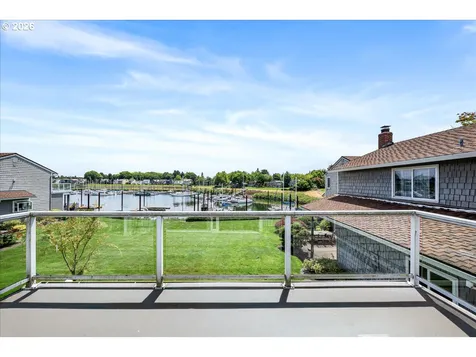 520 N Hayden Bay Drive Portland OR 97217