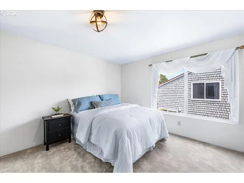 520 N Hayden Bay Drive Portland OR 97217