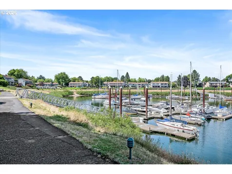 520 N Hayden Bay Drive Portland OR 97217