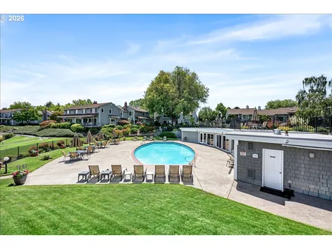520 N Hayden Bay Drive Portland OR 97217