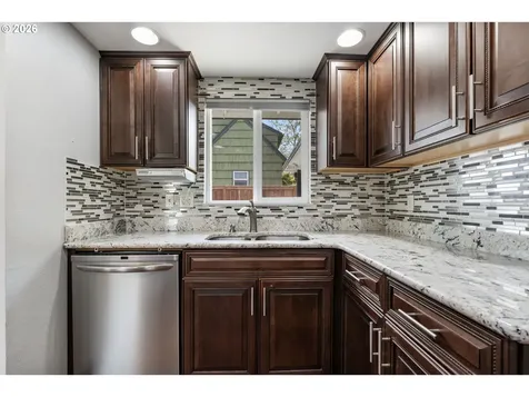 4325 NE Wygant Street Portland OR 97218