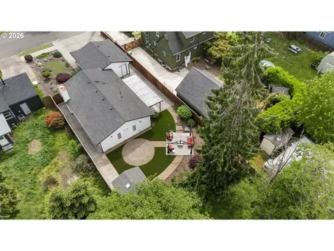 4325 NE Wygant Street Portland OR 97218