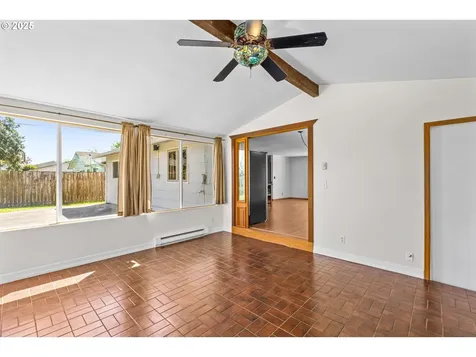 2267 Dornoch Street Springfield OR 97477