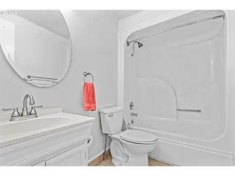 2267 Dornoch Street Springfield OR 97477
