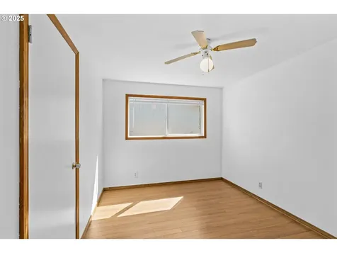 2267 Dornoch Street Springfield OR 97477
