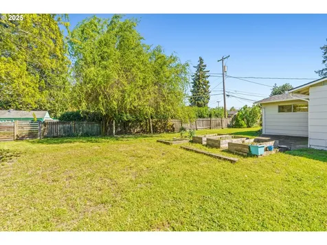 2267 Dornoch Street Springfield OR 97477