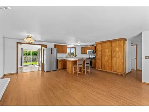 2267 Dornoch Street Springfield OR 97477