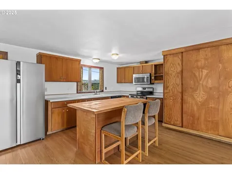 2267 Dornoch Street Springfield OR 97477