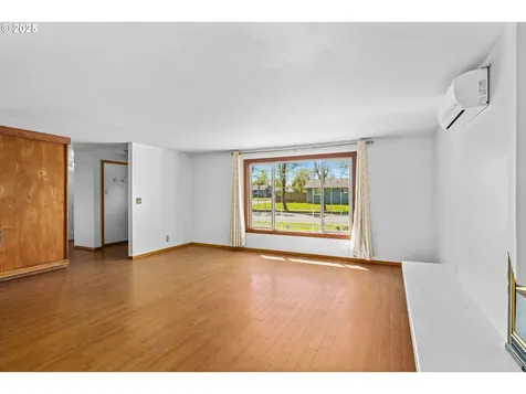 2267 Dornoch Street Springfield OR 97477