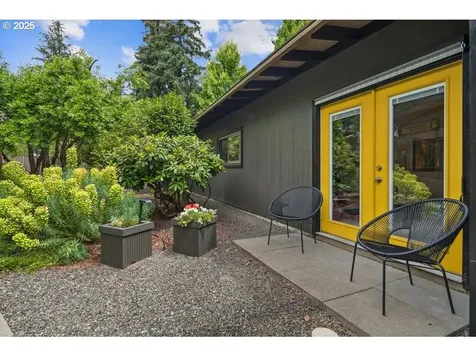 7725 SW Stewart Street Portland OR 97223