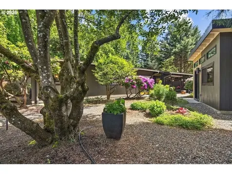 7725 SW Stewart Street Portland OR 97223