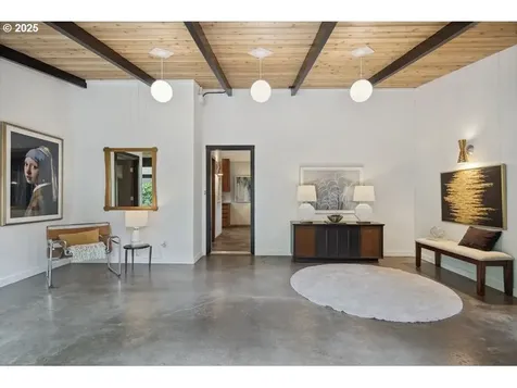 7725 SW Stewart Street Portland OR 97223