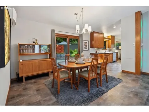 7725 SW Stewart Street Portland OR 97223
