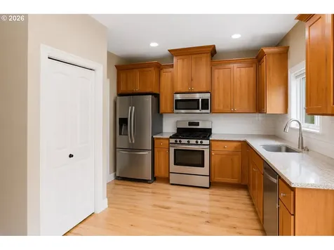 114 Muirfield Court SE Salem OR 97306