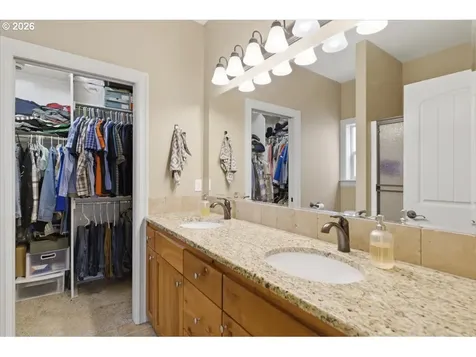 114 Muirfield Court SE Salem OR 97306