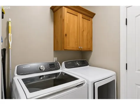 114 Muirfield Court SE Salem OR 97306