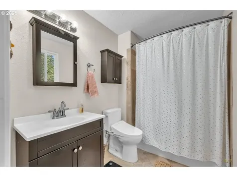 4824 SW Hamilton Court Portland OR 97221