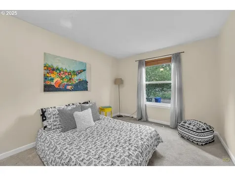 4824 SW Hamilton Court Portland OR 97221