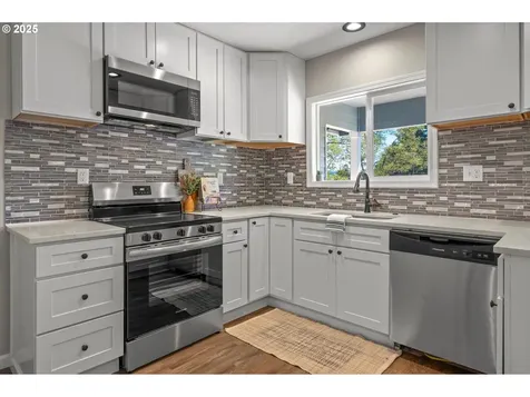 344 Mississippi Avenue Vernonia OR 97064