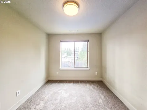 11828 SE Pine Street Portland OR 97216