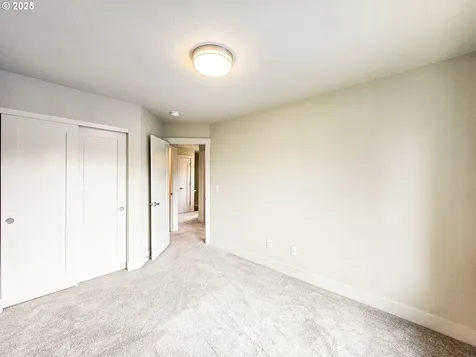11828 SE Pine Street Portland OR 97216