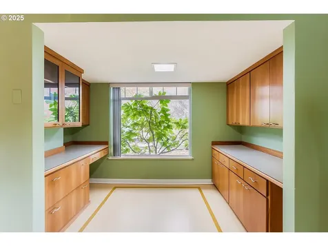 401 W 25th Street Vancouver WA 98660
