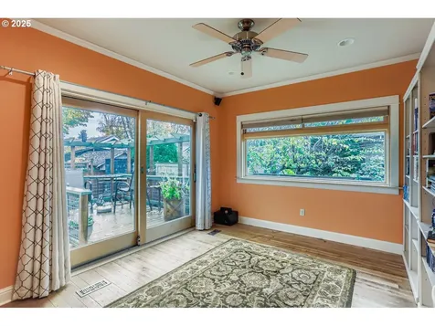 401 W 25th Street Vancouver WA 98660