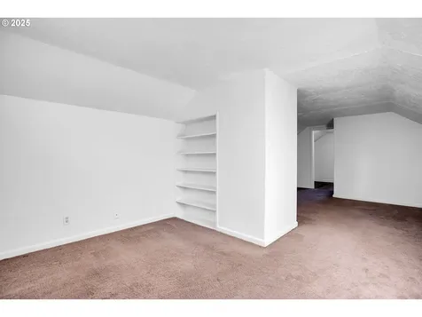 7243 N Hurst Avenue Portland OR 97203
