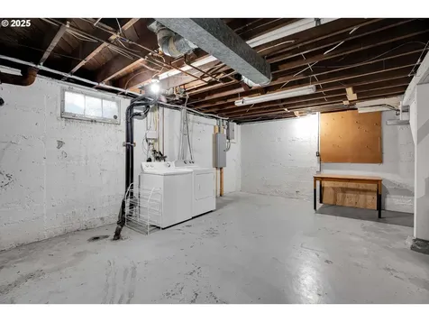 7243 N Hurst Avenue Portland OR 97203
