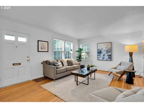 7243 N Hurst Avenue Portland OR 97203