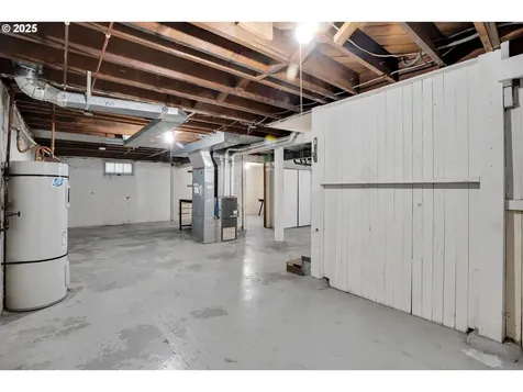 7243 N Hurst Avenue Portland OR 97203