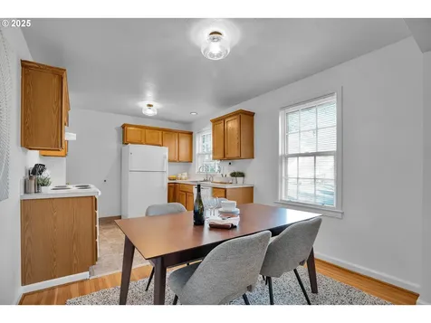 7243 N Hurst Avenue Portland OR 97203