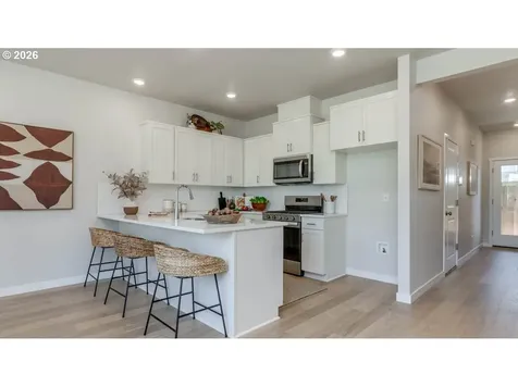 6412 SE Nasha Street Hillsboro OR 97123