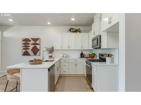6412 SE Nasha Street Hillsboro OR 97123