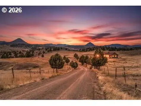 19369 E Highway 26 Mitchell OR 97750