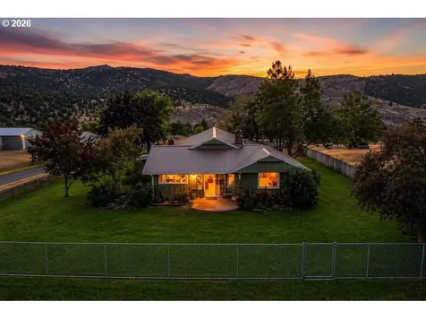 19369 E Highway 26 Mitchell OR 97750