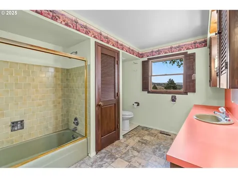 19369 E Highway 26 Mitchell OR 97750