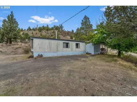 19369 E Highway 26 Mitchell OR 97750