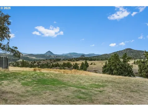 19369 E Highway 26 Mitchell OR 97750
