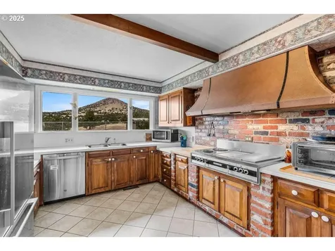 19369 E Highway 26 Mitchell OR 97750