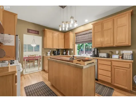 33891 SE Davona Drive Scappoose OR 97056