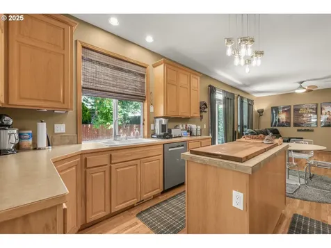 33891 SE Davona Drive Scappoose OR 97056