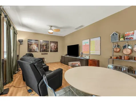 33891 SE Davona Drive Scappoose OR 97056