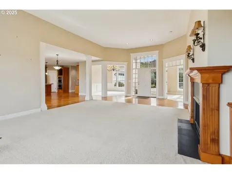 49 Bentley Drive Kelso WA 98626