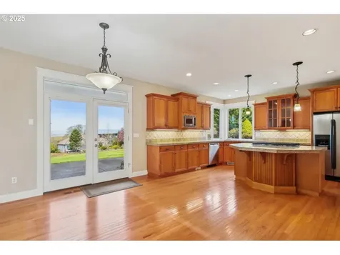 49 Bentley Drive Kelso WA 98626