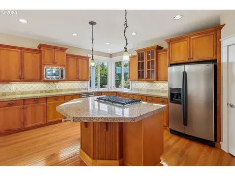 49 Bentley Drive Kelso WA 98626