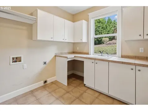 49 Bentley Drive Kelso WA 98626