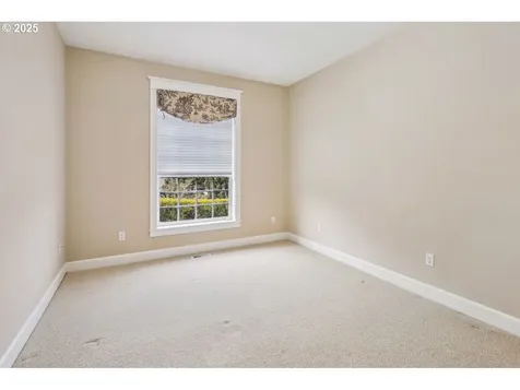 49 Bentley Drive Kelso WA 98626