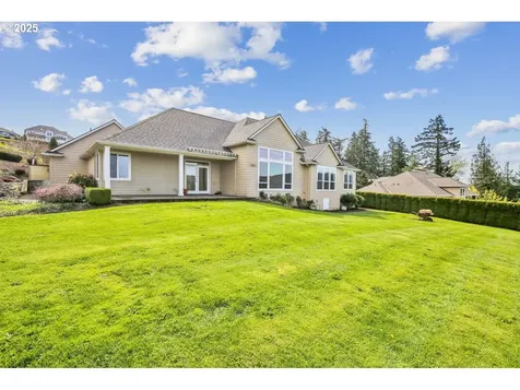 49 Bentley Drive Kelso WA 98626